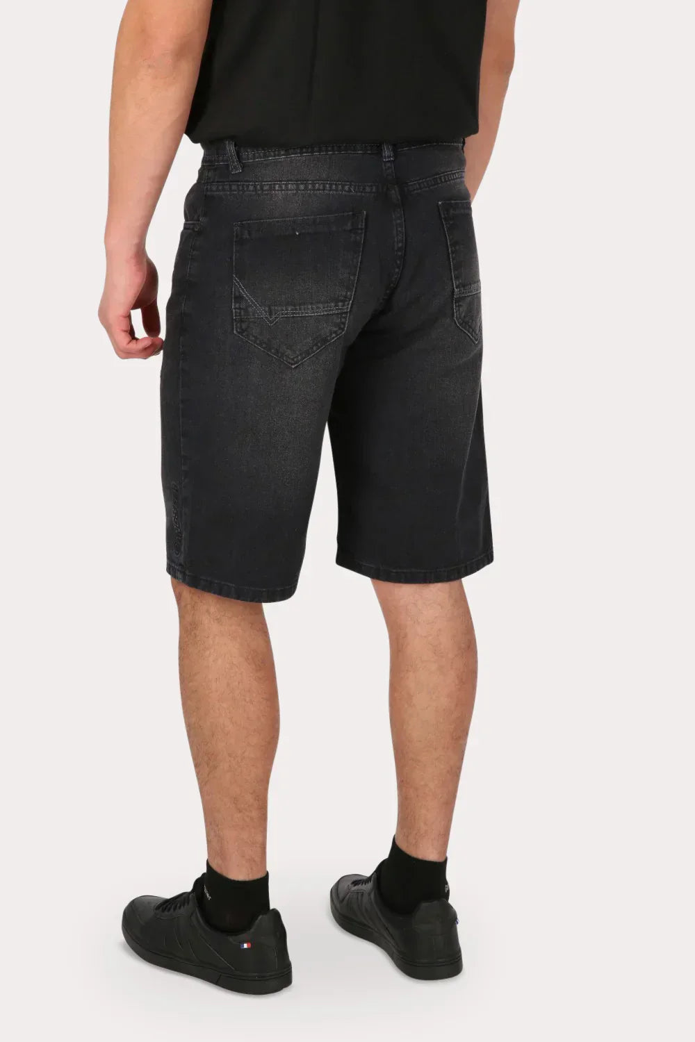 Short Bermuda Jogger Liso Loose 4 Negro Gangster - Gangster