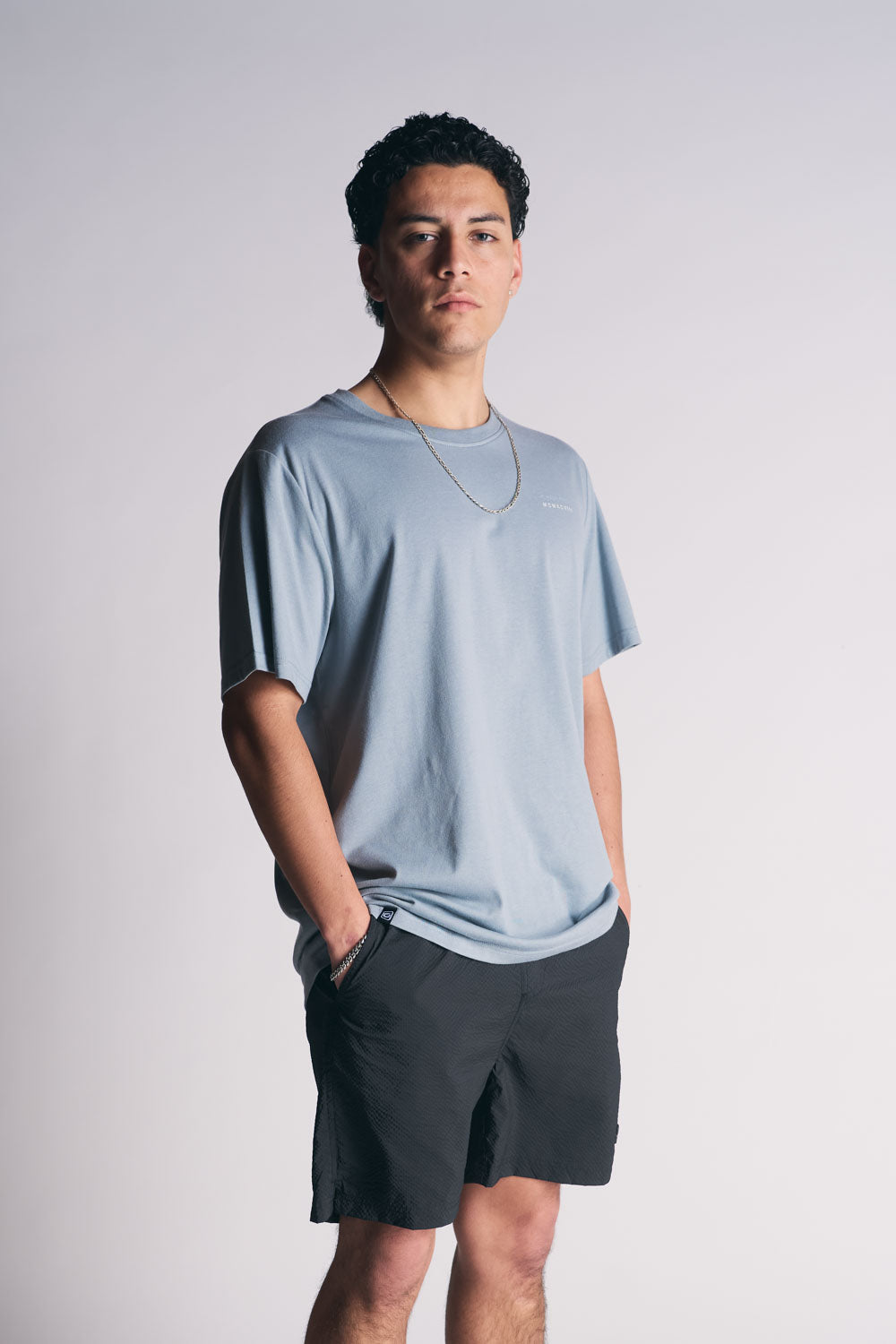 Polera Mc Basica Essential Gris