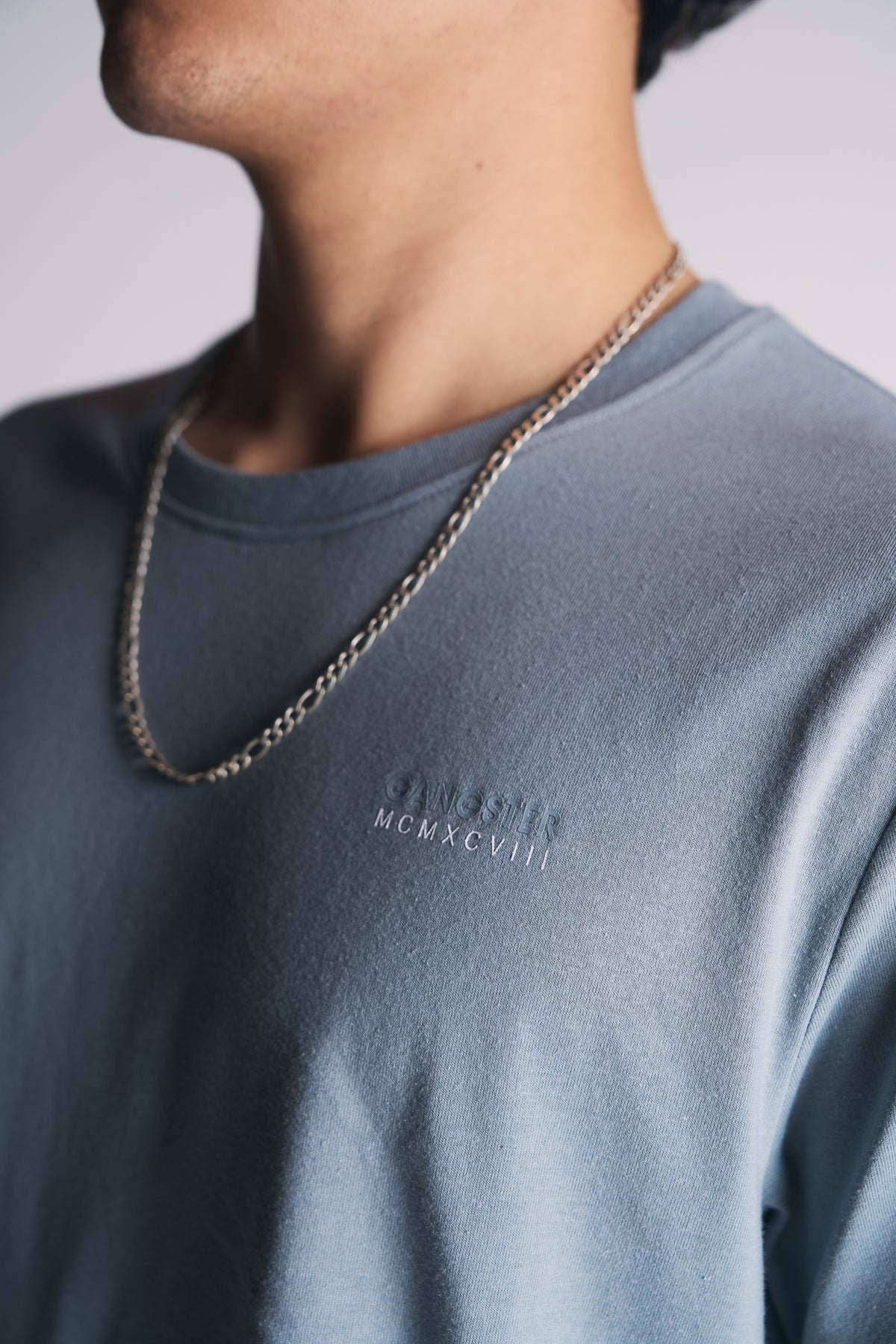 Plus Polera Mc Basica Essential Gris-6