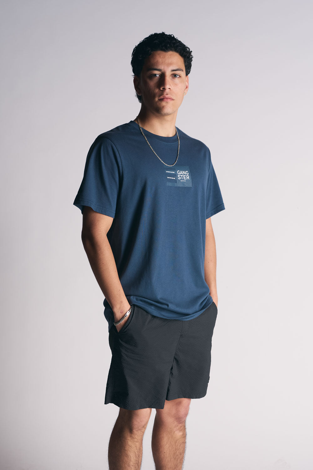Polera Mc Basica Essential Azul Marino-5