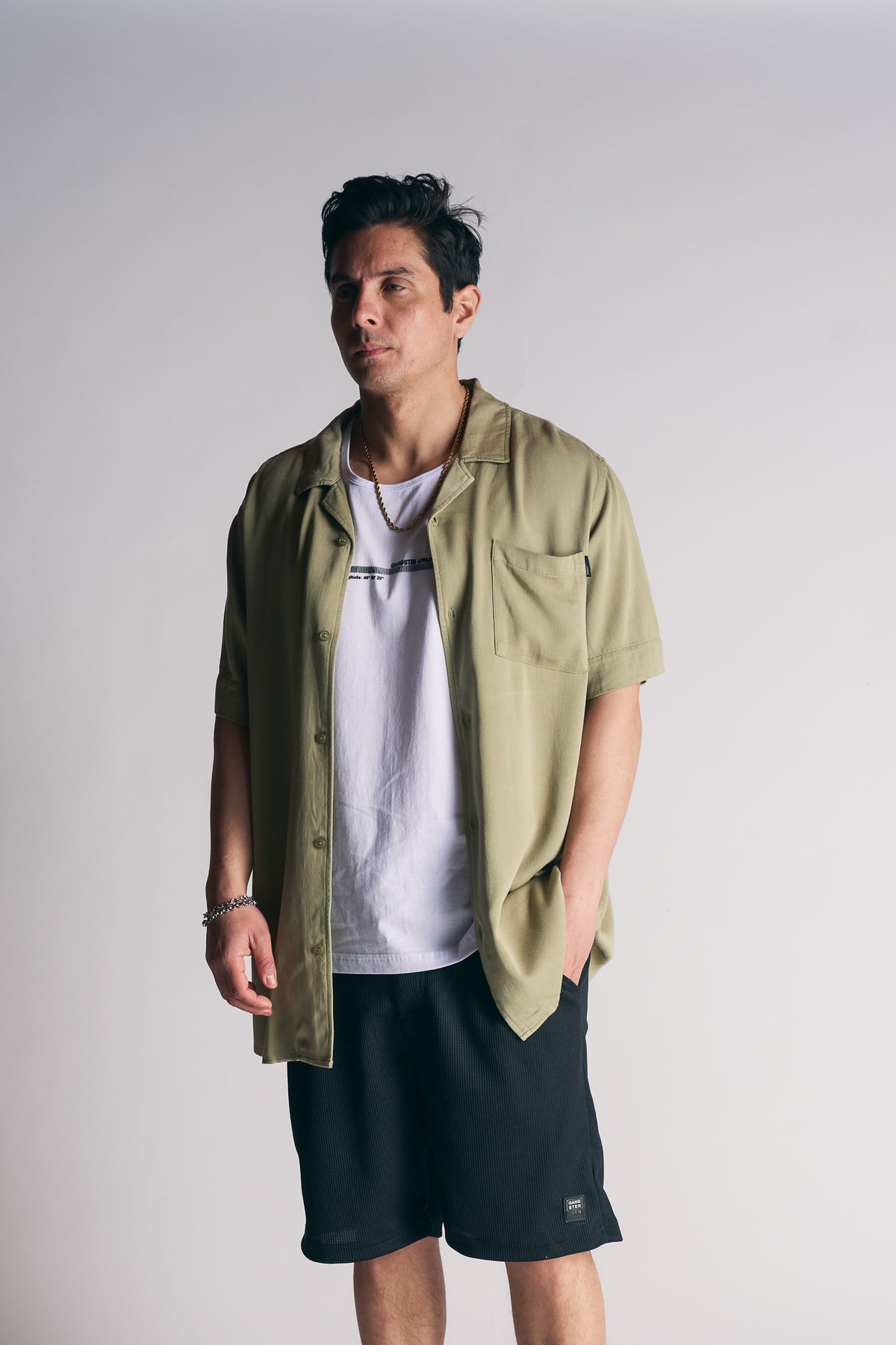 Short Bermuda Jogger Liso Loose Negro Gangster-4