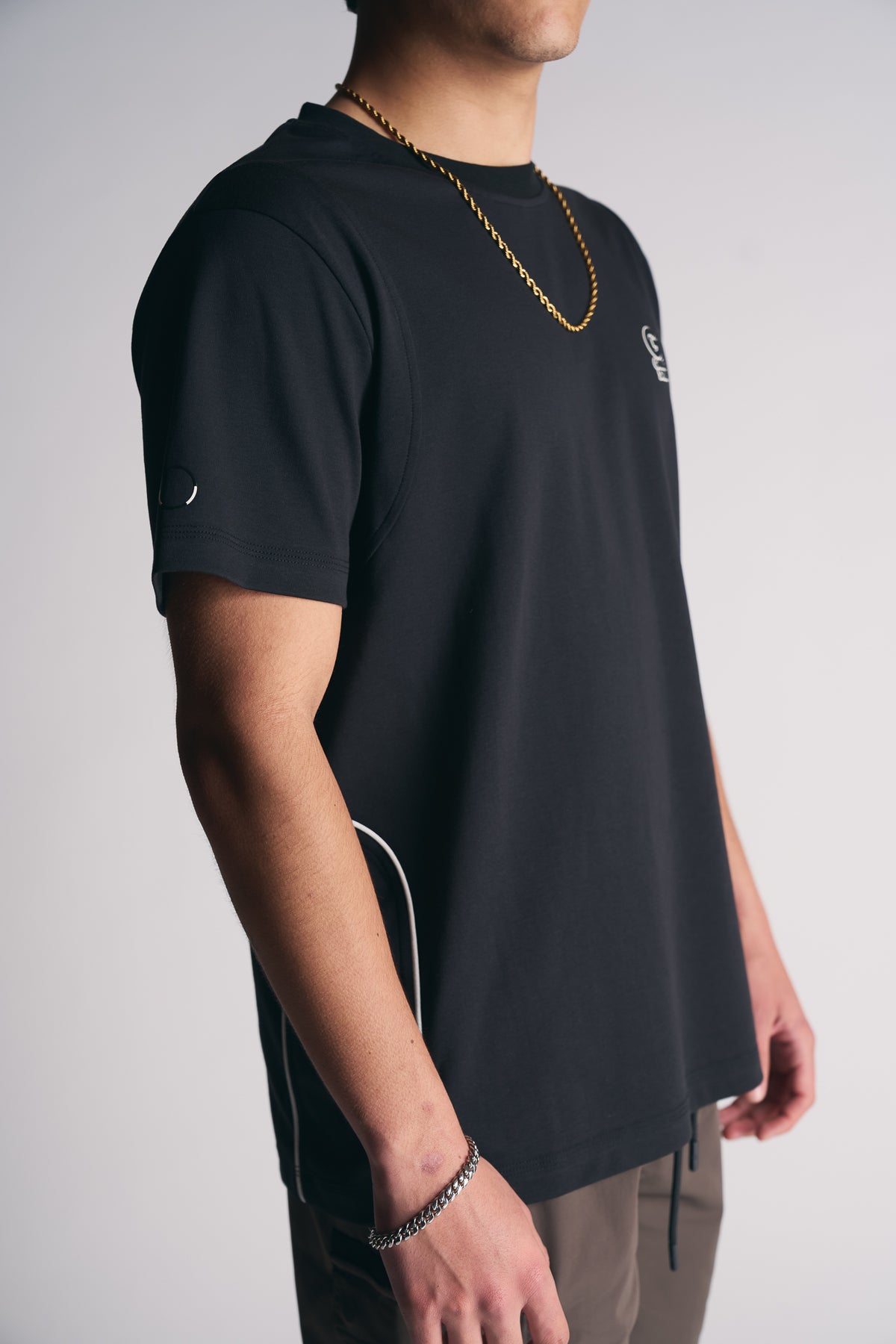 Polera Mc Blocks Negro-7