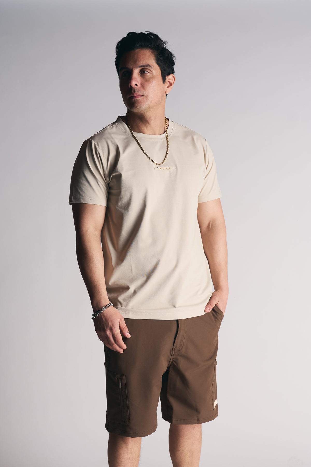 Polera Mc Basica Essential Café-4